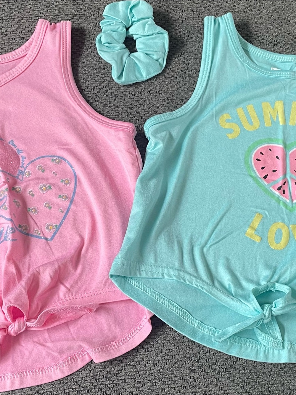 Girls' Tank Tops & Scrunchie